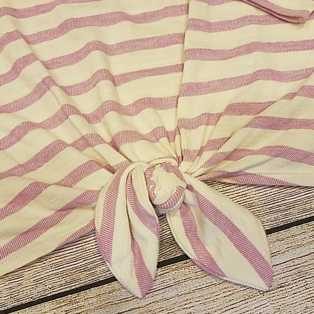 OLD NAVY Relaxed Fit, Tie-Front Top Pink White NWT - Picture 3 of 4